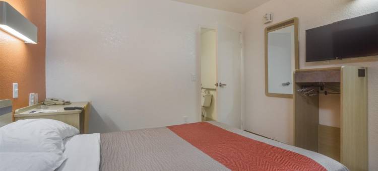 丹佛莱克伍德 6 号汽车旅馆(Motel 6 - Lakewood, CO)(Motel 6 Lakewood, CO - Denver)图片