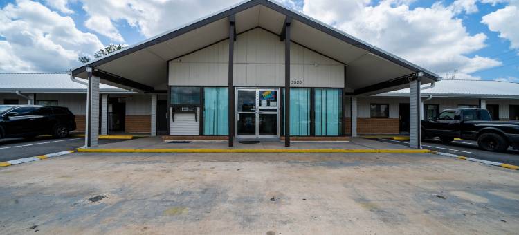 奥优酒店 奥卡拉，佛罗里达州 I-75(OYO Hotel Ocala, FL I-75)图片