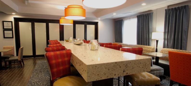 欢朋萨福克酒店(Hampton Inn Suffolk)图片