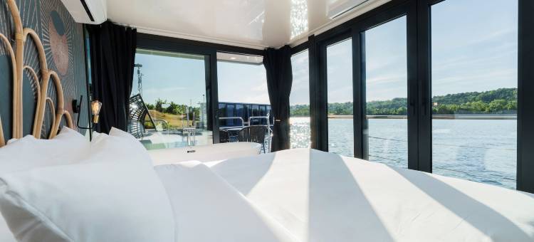 皇家驿站韦尔讷伊叙尔塞纳(L'Escale Royale Verneuil-sur-Seine)图片