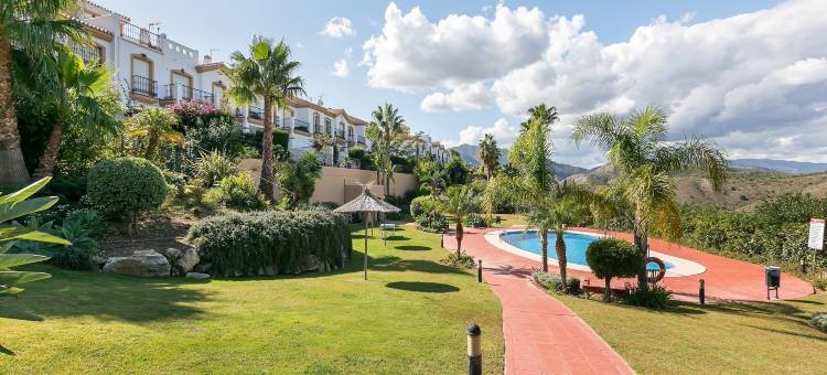 Alhaurín Villa with Terrace图片