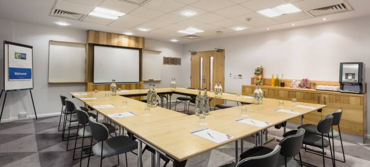 伦敦沃特福德交汇站智选假日酒店(Holiday Inn Express London - Watford Junction)图片