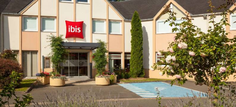 宜必思茹伊昂若萨韦利济酒店(Ibis Jouy-en-Josas Vélizy)图片