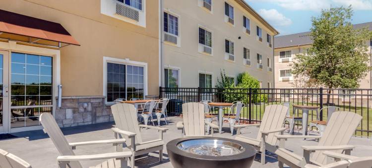 约翰逊河会议中心舒适套房酒店(Comfort Suites Johnson Creek Conference Center)图片