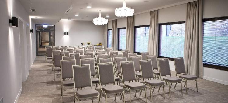 弗罗茨瓦夫市中心格拉纳达套房酒店(Great Polonia the Granary la Suite Hotel)图片