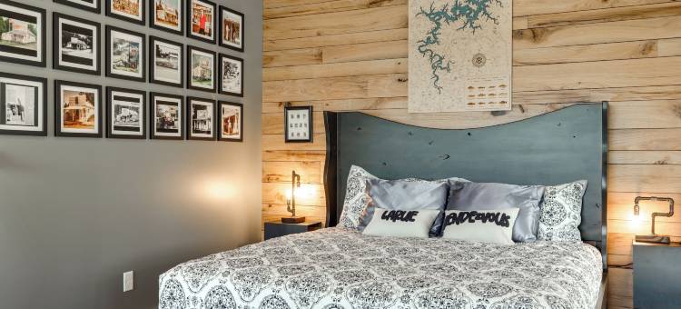 '拉鲁相会' 历史遗址的奢华住宿('larue Rendezvous' Luxe Stay at Historic Site)图片