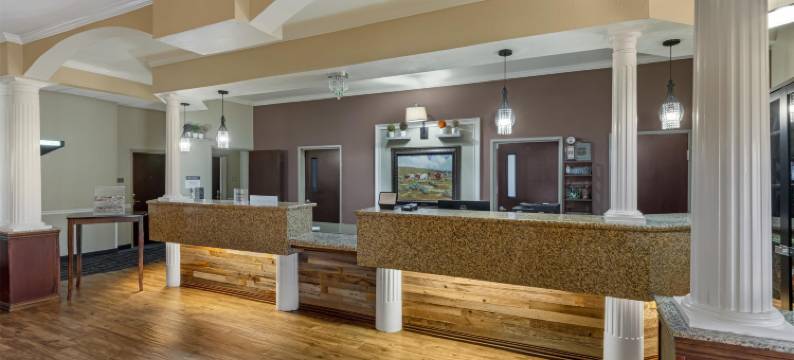 沙姆罗克贝斯特韦斯特优质套房酒店(Best Western Plus Shamrock Inn  Suites)图片