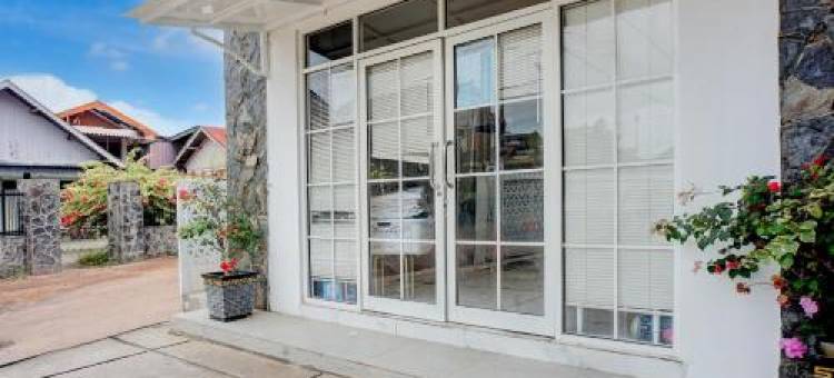 O酒店布洛尔伊斯兰住宅(Collection O Blower Residence Syariah)图片