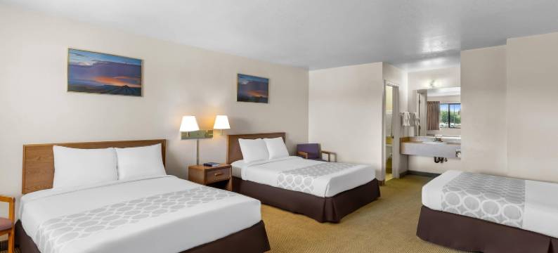 罗德威铜住宿本森 AZ I-10 304号出口(Rodeway Inn Benson Copper Stay)图片