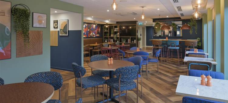 约克郡西公园旅屋酒店(Travelodge Harrogate West Park)图片