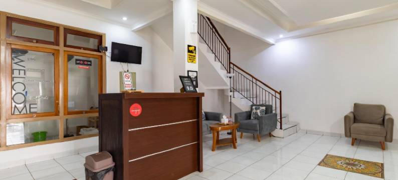 塞特拉萨里我的霍奈城市景观酒店(RedDoorz Plus Near Universitas Maranatha Bandung 2)图片