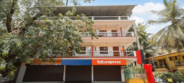 佩德内卡广场酒店(Via Pednekar Plaza)图片