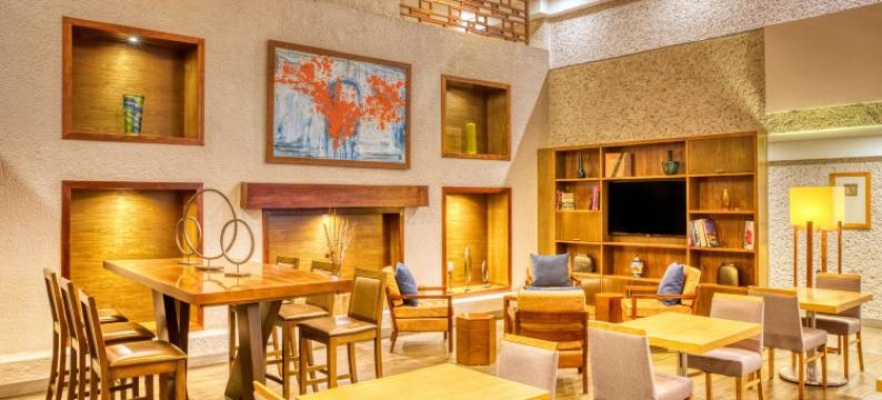 普埃布拉梅松德尔安赫尔万豪酒店(Marriott Puebla Hotel Meson del Angel)图片