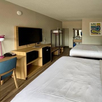 韦尔登罗阿诺克拉皮兹伊克诺旅馆(Econo Lodge Weldon - Roanoke Rapids)图片