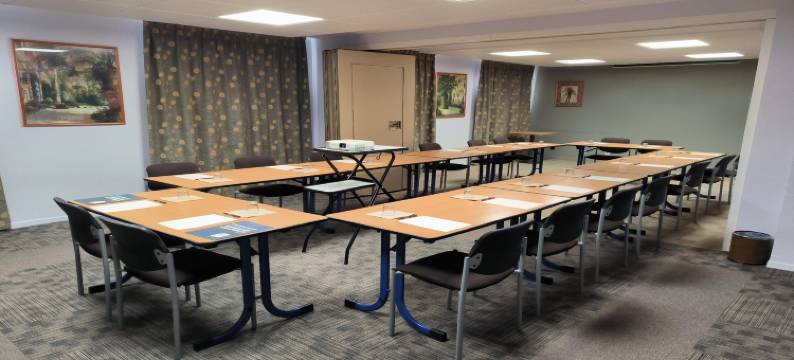 基里亚德酒店-蒙彼利埃中央安蒂格纳(Kyriad Montpellier Centre - Antigone)图片