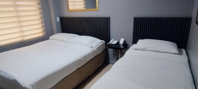 拉尔夫安东尼套房酒店(Ralph Anthony Suites)图片
