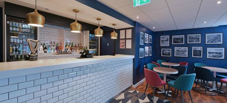 伦敦特丁顿旅屋酒店(Travelodge London Teddington)图片