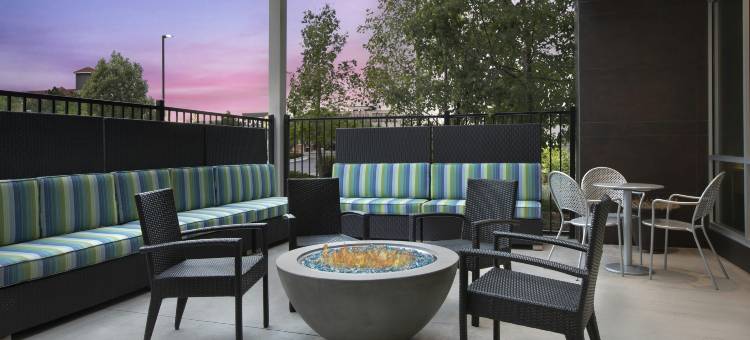 丹佛国际机场希尔顿惠庭酒店(Home2 Suites by Hilton Denver International Airport)图片