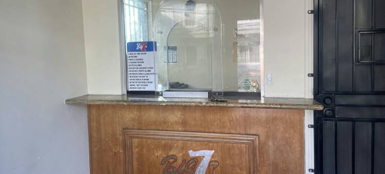 大七汽车旅馆(Big 7 Motel Chula Vista I-5)图片