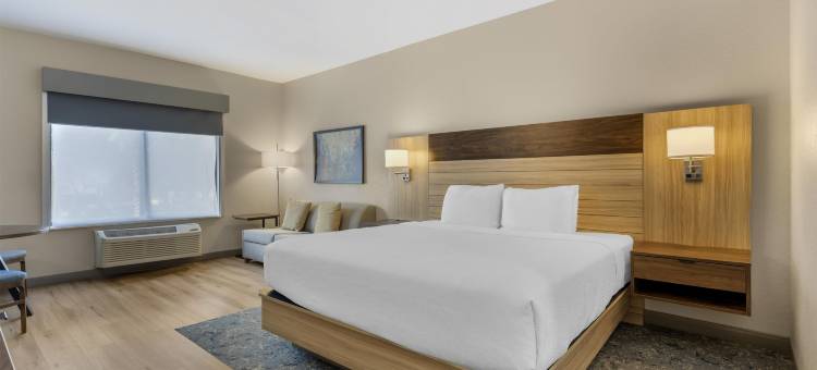 贝斯特韦斯特优质酒店奥兰多东 - 中弗罗里达大学地区(Best Western Plus Orlando East- UCF Area)图片