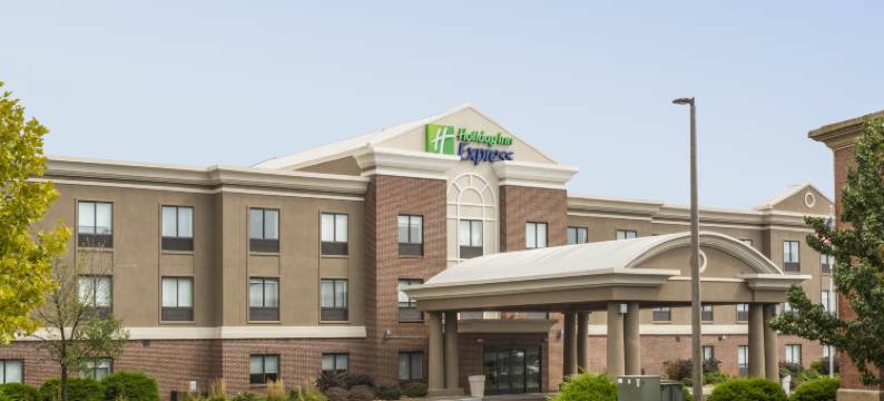 Holiday Inn Express 村西(Holiday Inn Express KANSAS CITY - AT THE LEGENDS by IHG)图片