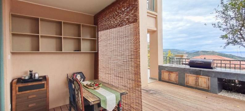 憨墅林观湖房民宿(澄华线9号分店)图片