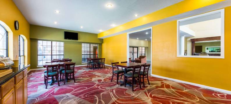 市中心附近大学凯艺酒店(Quality Inn University Near Downtown)图片