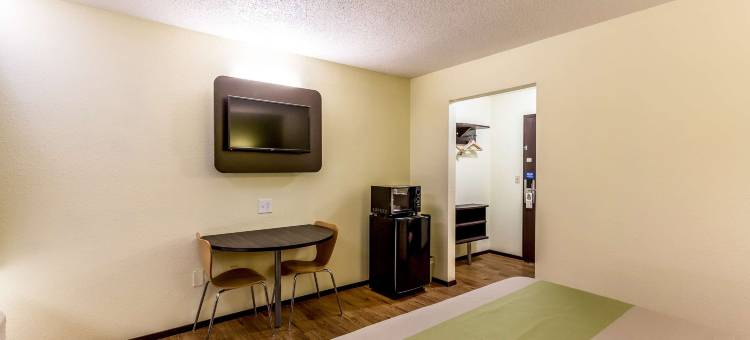 特洛伊6号汽车旅馆(Motel 6 Troy, IL)图片