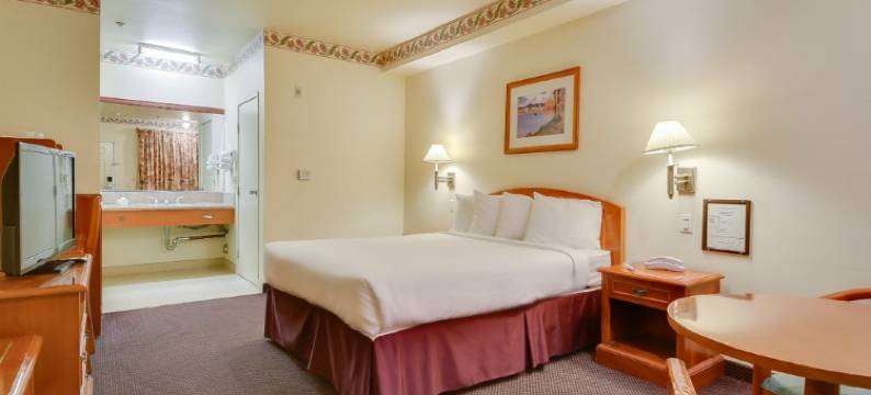 哈仙达岗瓦加邦德酒店(Vagabond Inn Hacienda Heights)图片