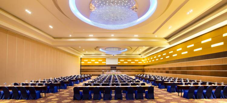 美纳多高尔夫诺富特度假酒店和会议中心(Novotel Manado Golf Resort & Convention Center)图片