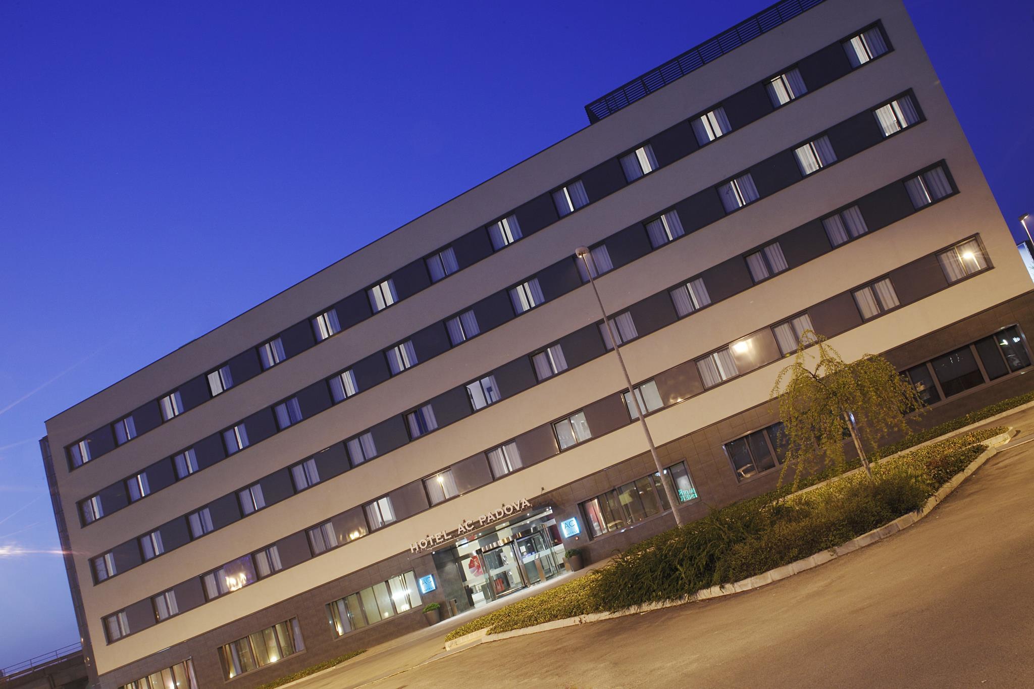 AC Hotel Padova Over view