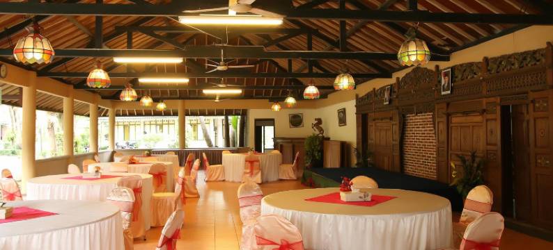 坎蒂萨里酒店及餐厅(Candisari Hotel & Resto)图片