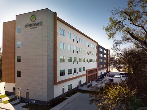 巴吞鲁日南源宿酒店