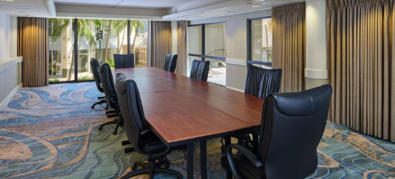 奥瑞格威基基海滩度假酒店(OUTRIGGER Waikiki Beach Resort)图片