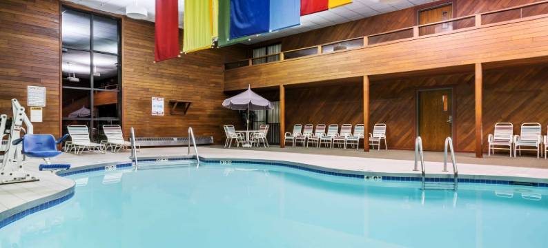 沃索戴斯套房酒店(Days Inn & Suites by Wyndham Wausau)图片