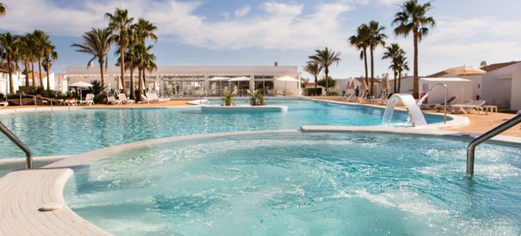 梅诺卡玛公寓(仅限成人)(Sagitario Menorca Mar Adults Only)图片