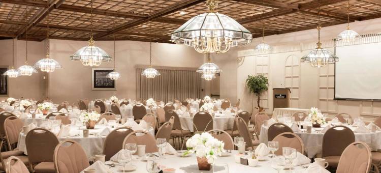 刘易斯顿华美达酒店及会议中心(Ramada by Wyndham Lewiston Hotel & Conference Center)图片