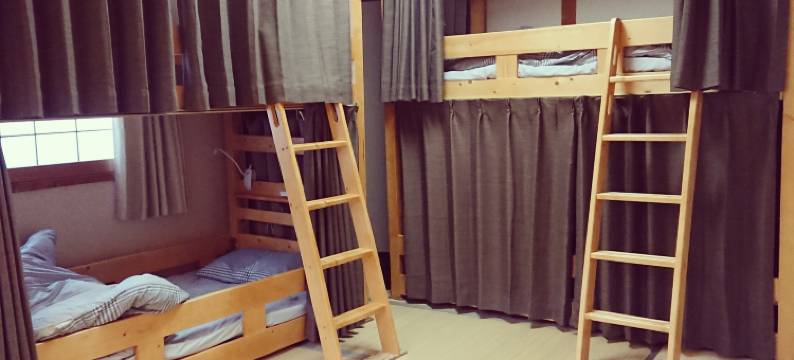 门前 House(Monzen House)图片