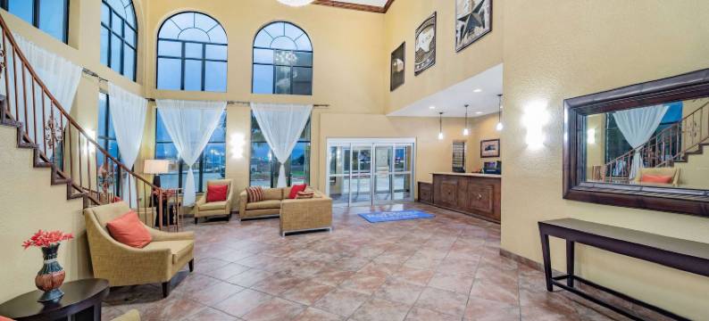 库埃罗呗盟套房酒店(Baymont by Wyndham Cuero)图片