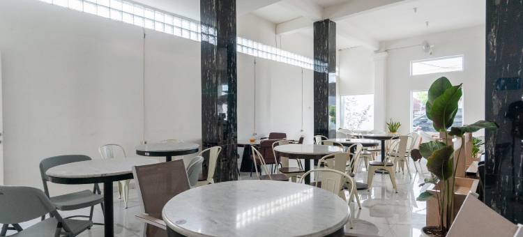 棉兰UISU附近红多兹酒店(RedDoorz Near Uisu Teladan Medan)图片