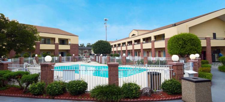 维吉尼亚海滩马格努森酒店(Magnuson Hotel Virginia Beach)图片