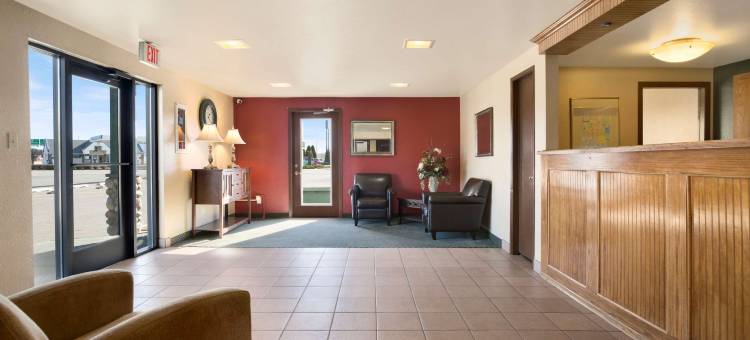 多蓝湖速8酒店(Super 8 by Wyndham Coeur d'Alene)图片