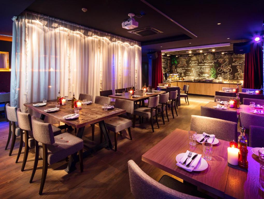 B&B Hotel Warrington Over view