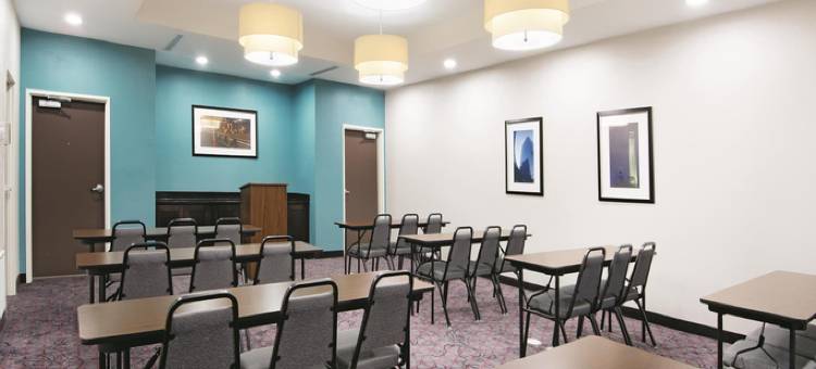 休斯顿亨布尔阿塔斯科斯塔拉昆塔温德姆套房酒店(La Quinta Inn & Suites by Wyndham Houston Humble Atascocita)图片