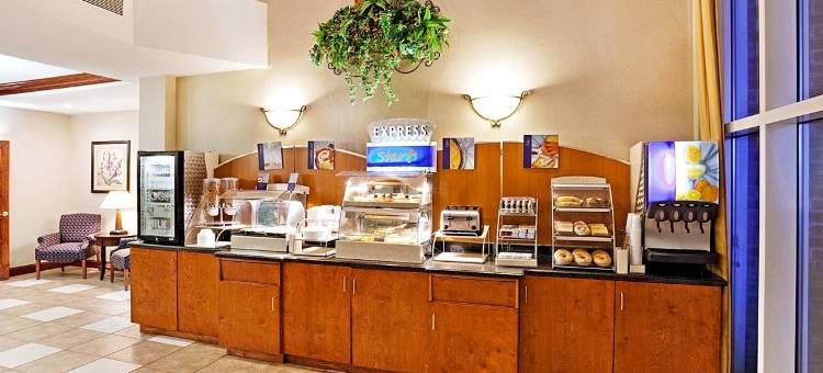 智选假日套房酒店切罗基/娱乐场(Holiday Inn Express Hotel & Suites Cherokee-Casino)图片