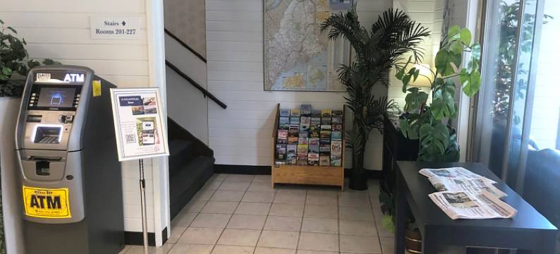 埃尔斯沃思酒店(Colonial Inn Ellsworth)图片