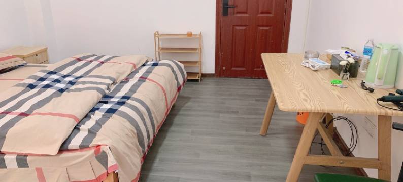 转角遇到贼公寓(四厂街分店)图片