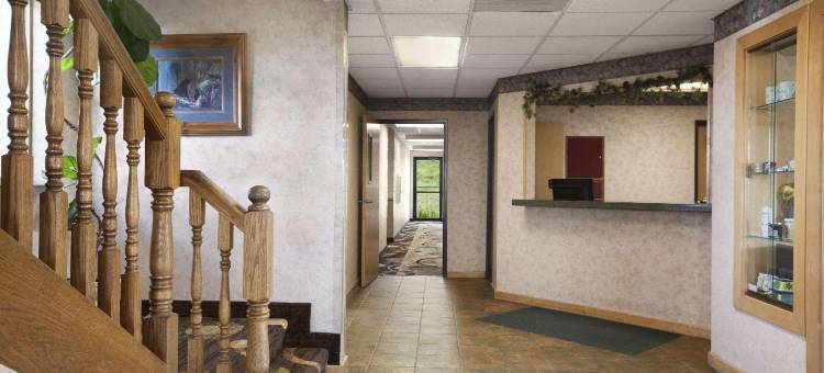 大廷伯温德姆速8酒店(Super 8 by Wyndham Big Timber)图片