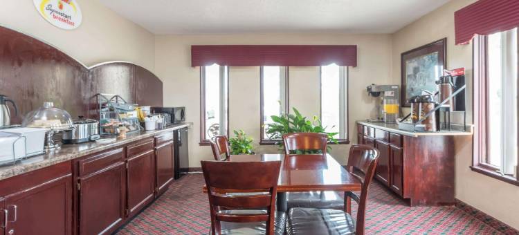 伊利诺伊利奇菲尔德 6 号汽车旅馆(Motel 6 Litchfield, IL)图片