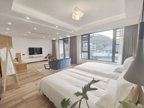 莫干漫玥精品度假民宿(八和公路1号分店)